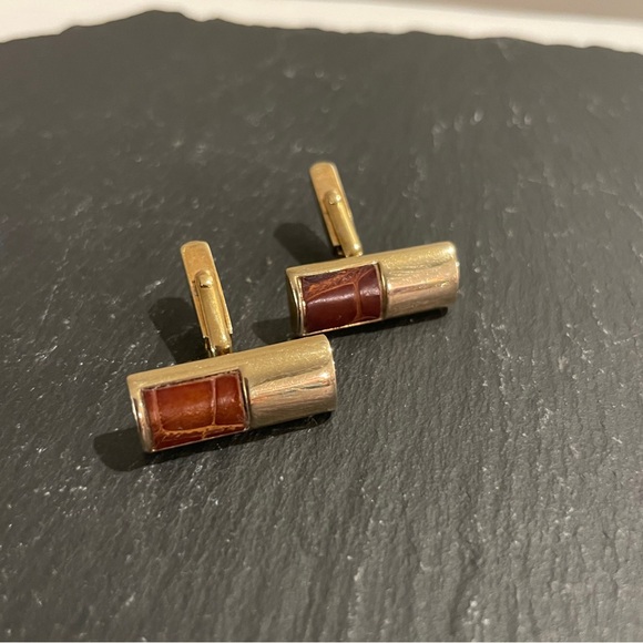 SWANK Other - Vintage SWANK Gold Tone Cufflinks Brown Leather Inset